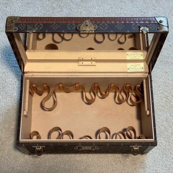 LOUIS VUITTON BOITE TRAIN CASE PHARMACY VANITY MAKE UP MIRROR LOCK AND KEY TRUNK - Picture 9 of 15